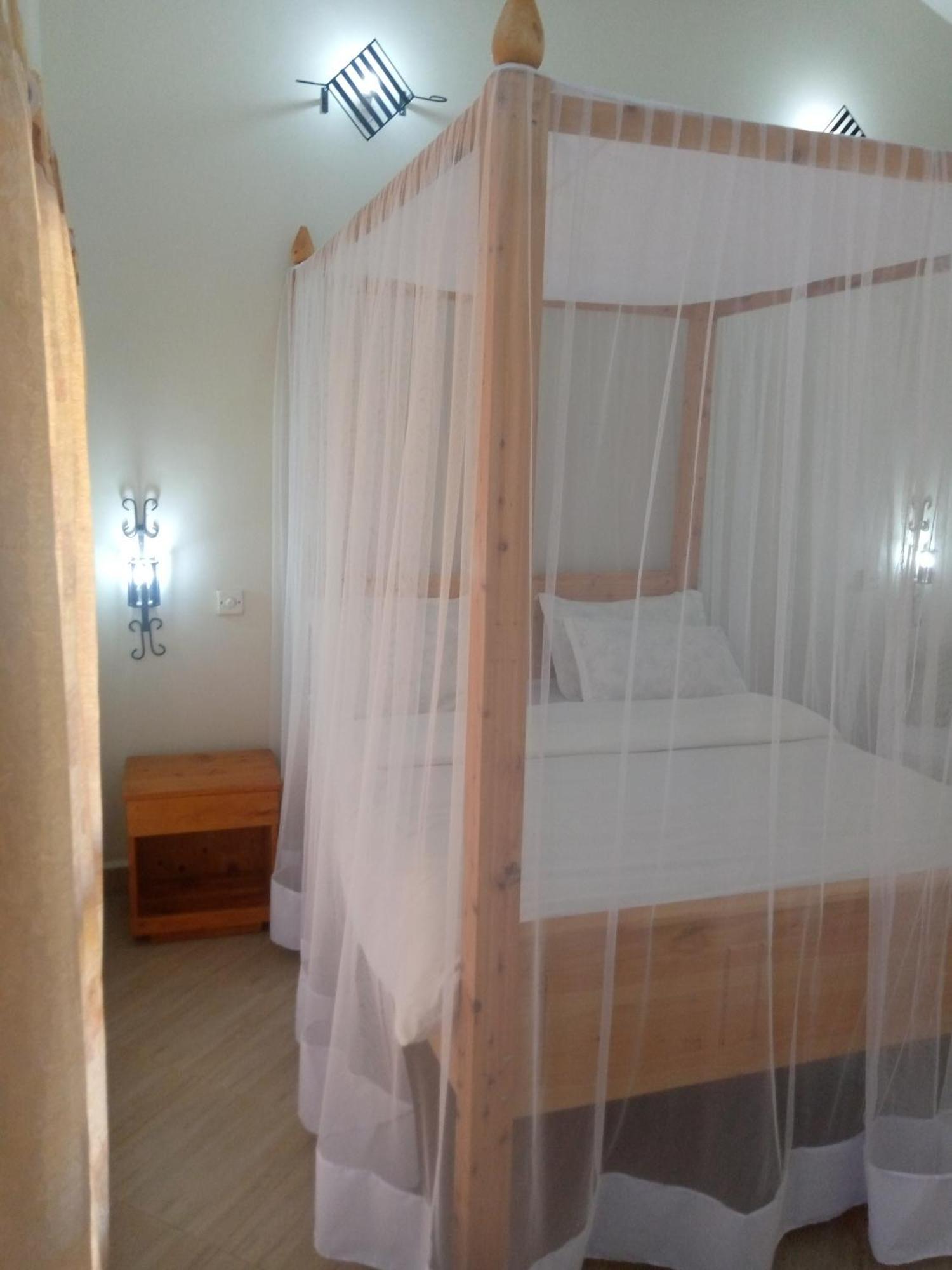 Ngorongoro Camp And Lodge Карату Экстерьер фото