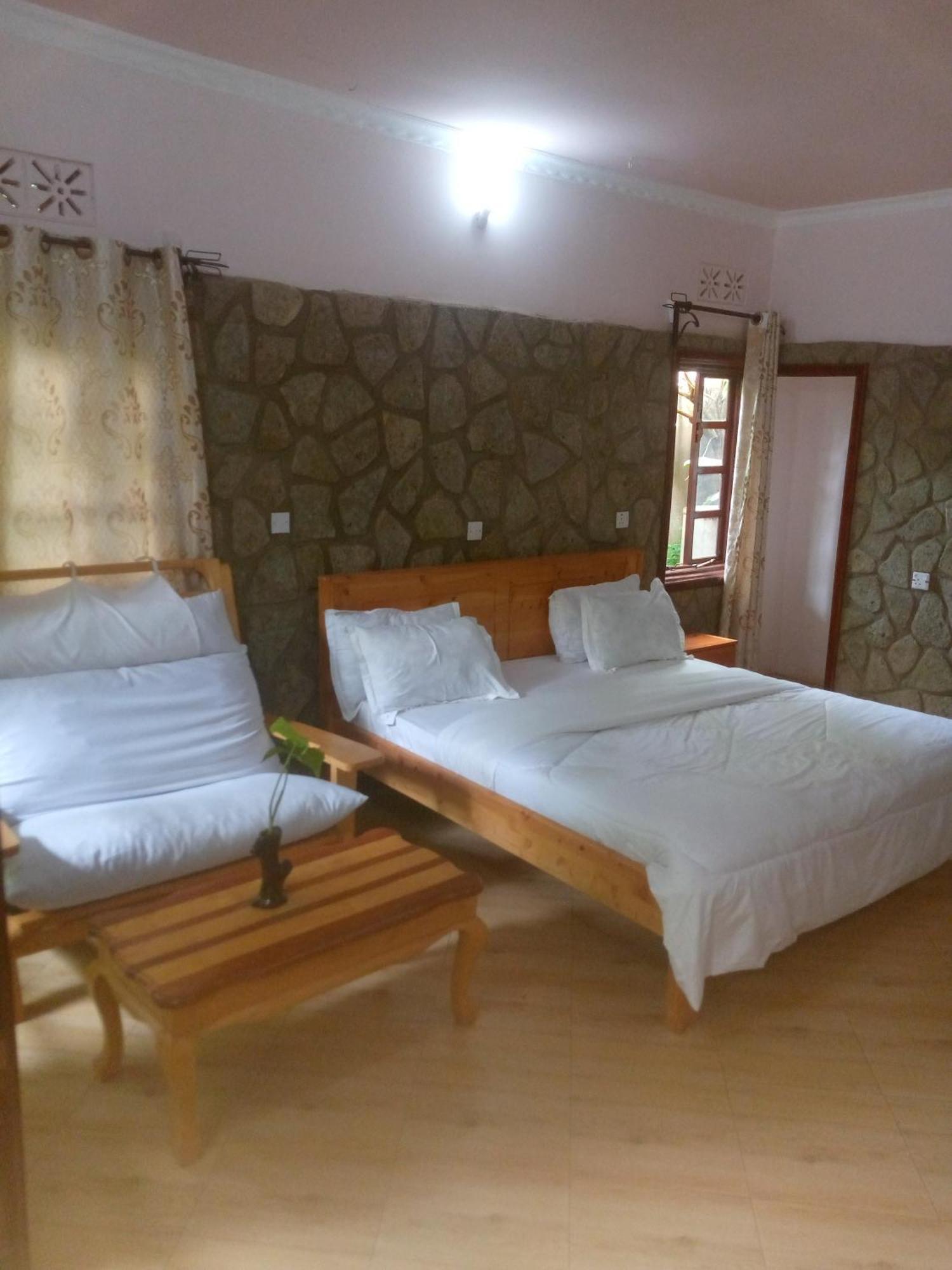 Ngorongoro Camp And Lodge Карату Экстерьер фото