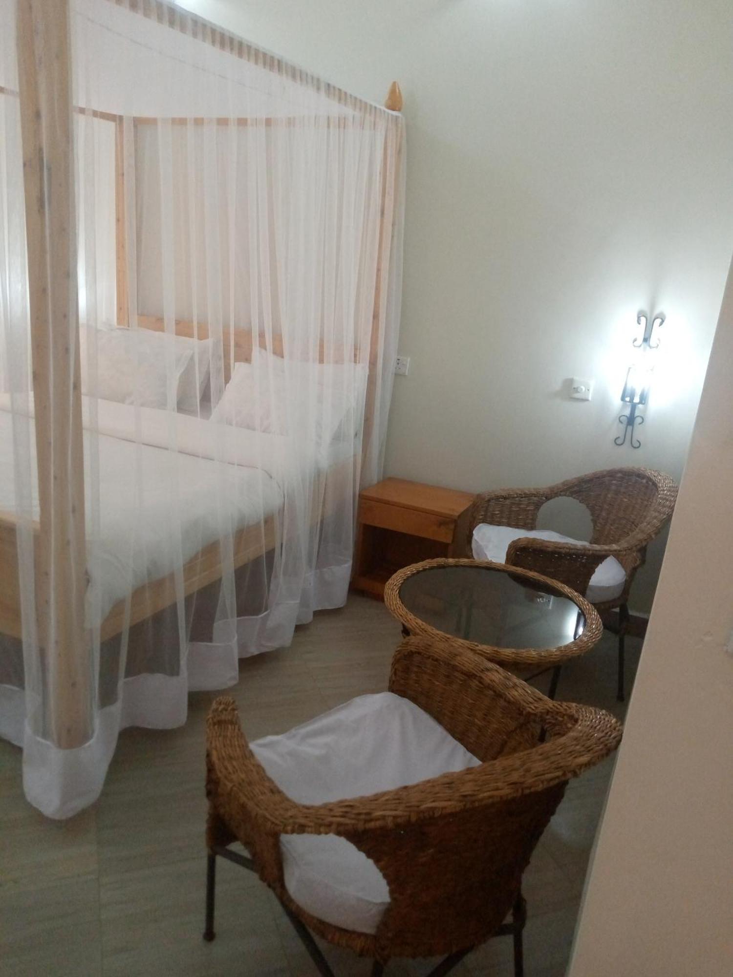 Ngorongoro Camp And Lodge Карату Экстерьер фото
