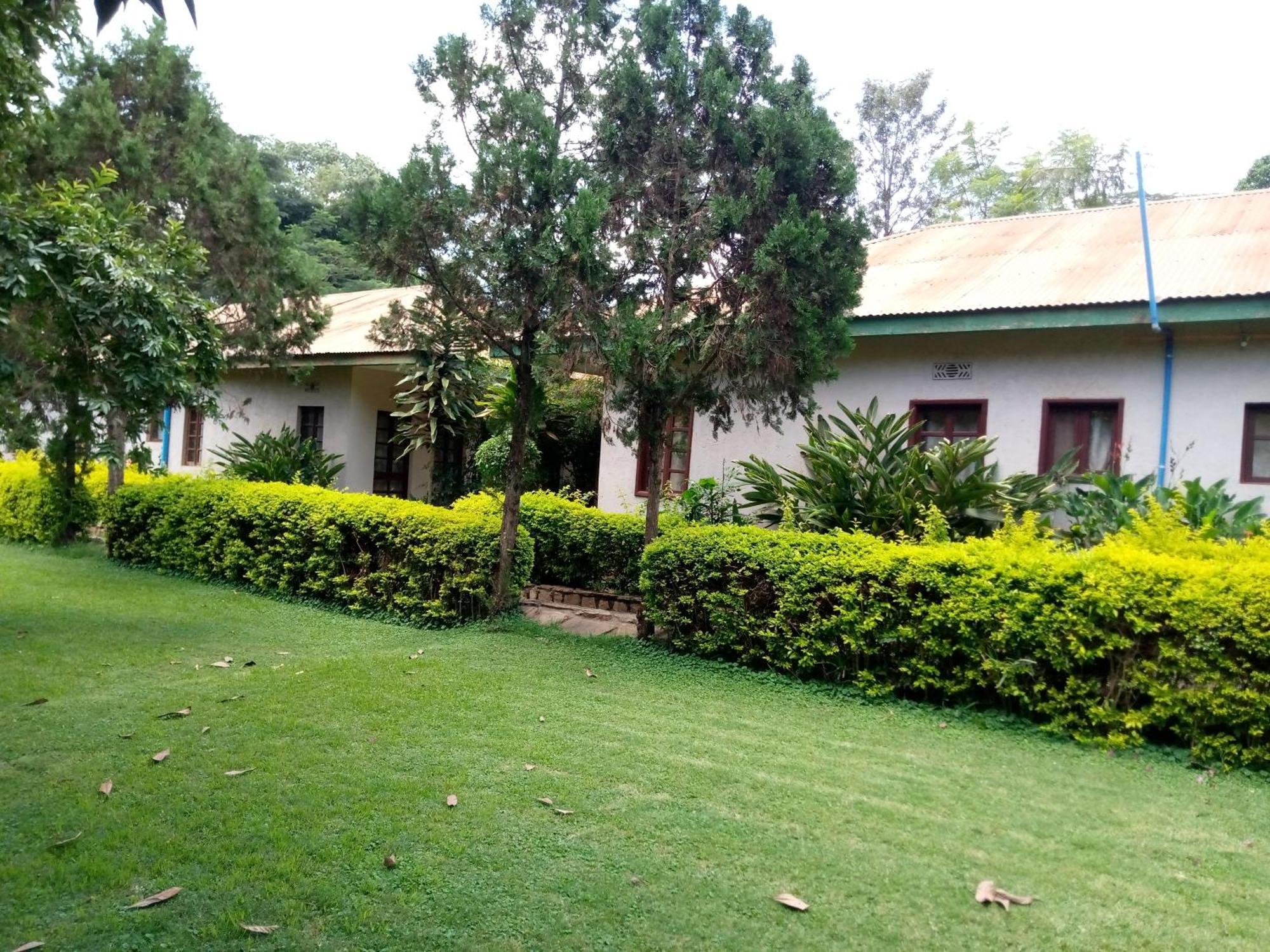 Ngorongoro Camp And Lodge Карату Экстерьер фото